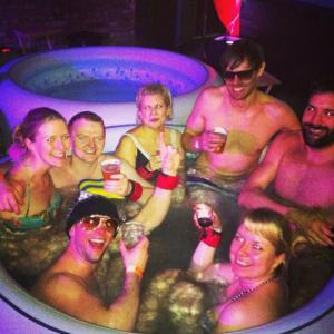 559866_10152612540740057_166020943_n